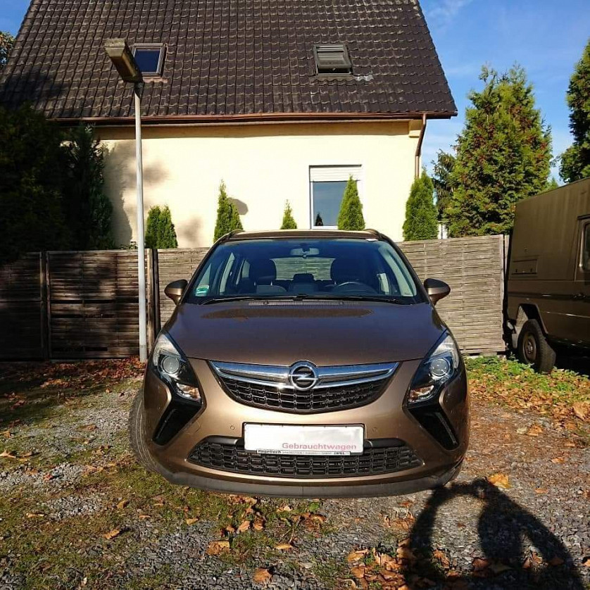 Opel Zafira Tourer 2014 зображення 2