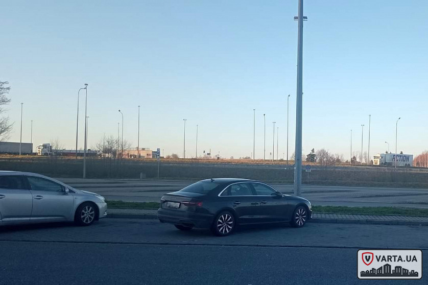 Audi A4 з Праги до Львова зображення 2